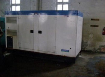 清远康明斯150kw大型柴油二手发电机组